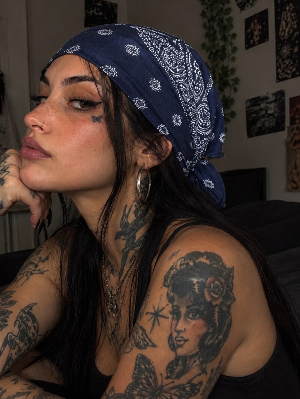 Classic Paisley Bandana - Navy